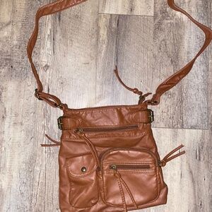 Crossbody purse